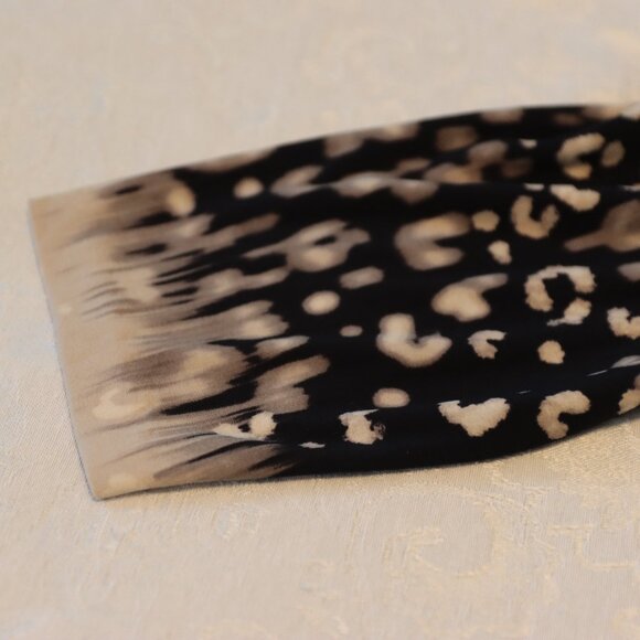 Chico's Size 2 (US Large/12) V-Neck Dress Cream and Black Leopard Print - Picture 8 of 13